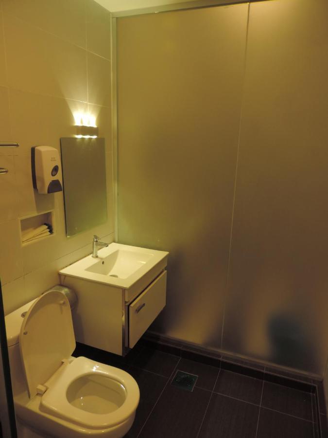 Golden Leaf Hotel Danga Bay Джохор-Бару Экстерьер фото