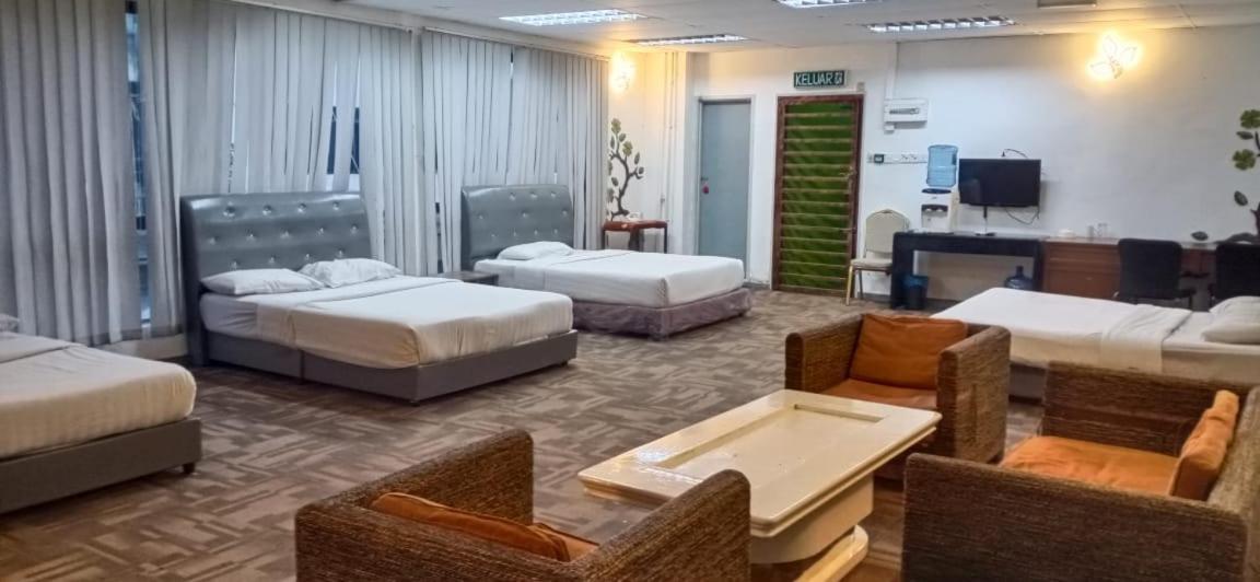 Golden Leaf Hotel Danga Bay Джохор-Бару Экстерьер фото