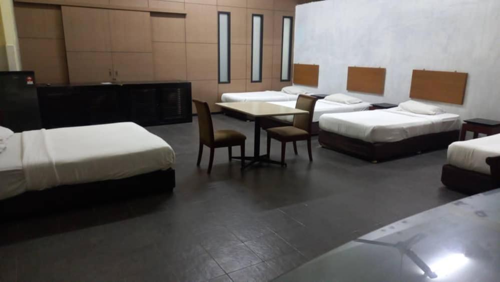 Golden Leaf Hotel Danga Bay Джохор-Бару Экстерьер фото